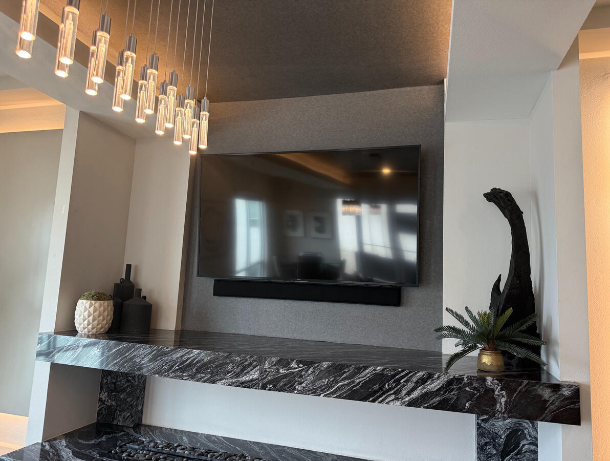 Wallpaper & TV Mounting